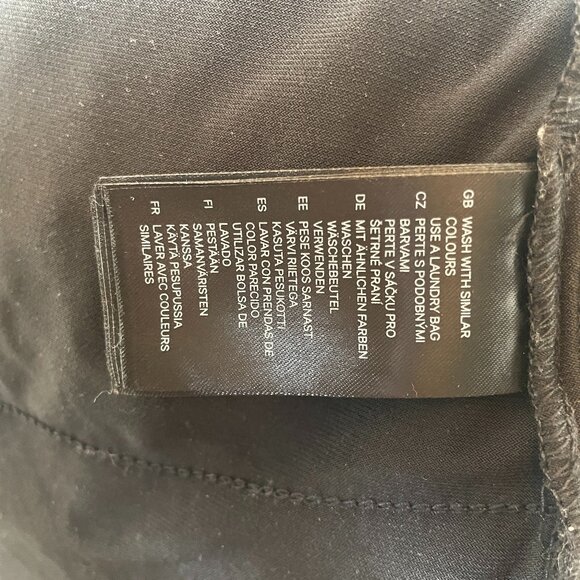 H&M Mini Skirt - Picture 2 of 9